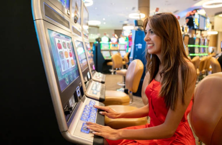 Your Winning Moments Start with KUY4D